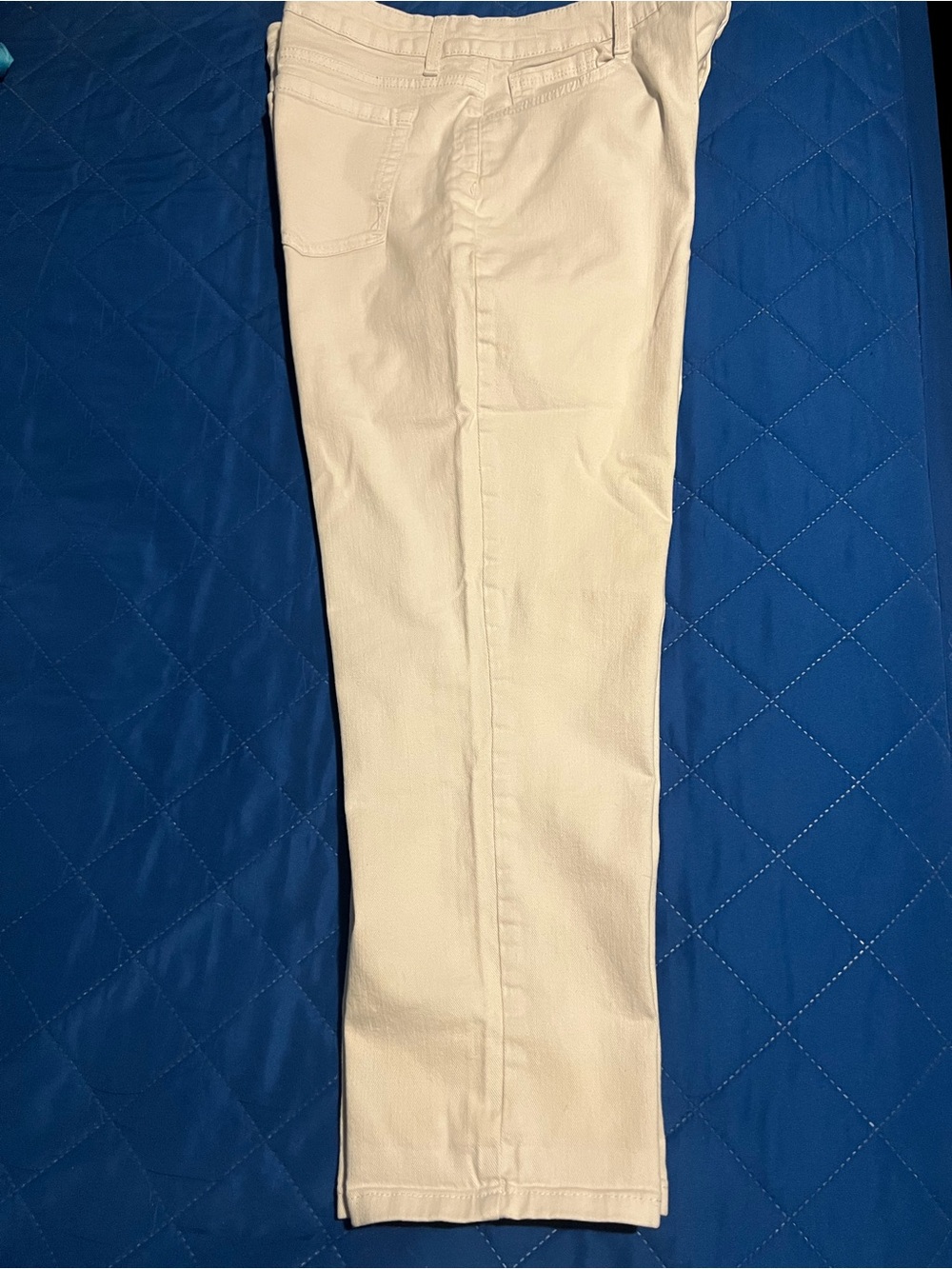 Jones New York White Capris